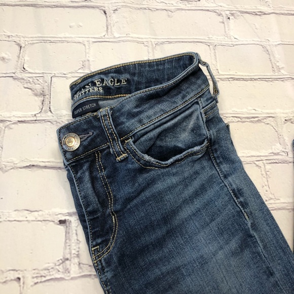 American Eagle Medium Wash Jeggings - Picture 2 of 7